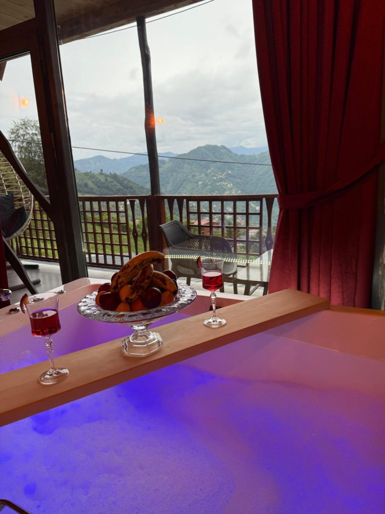 Golikti Dağ Evleri | Jakuzili Bungalov Tatili Çamlıhemşin