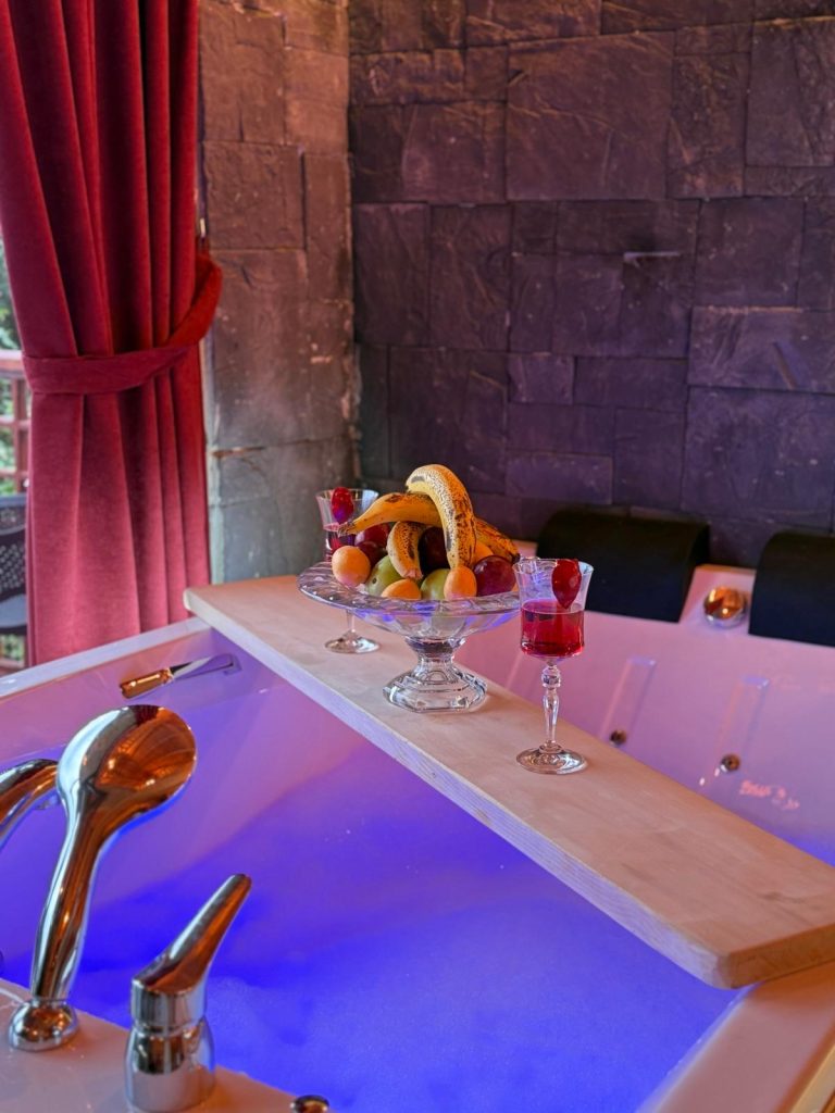 Golikti Dağ Evleri | Jakuzili Bungalov Tatili Çamlıhemşin